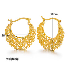 Load image into Gallery viewer, Ethlyn Jewelry Fashion Women Gold Color Clip Earrings Daily Use