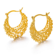 Load image into Gallery viewer, Ethlyn Jewelry Fashion Women Gold Color Clip Earrings Daily Use